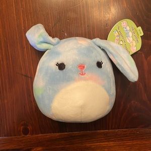 NEW SQUISHMALLOW 4”:  Eva